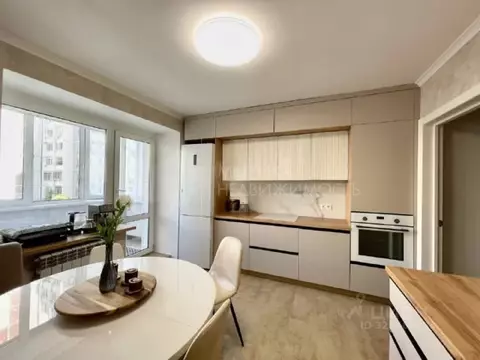 2-к кв. Тюменская область, Тюмень ул. Мельникайте, 138 (57.4 м)