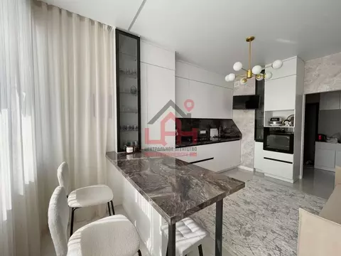 2-к кв. Ставропольский край, Ессентуки ул. Буачидзе, 1к6 (70.3 м)