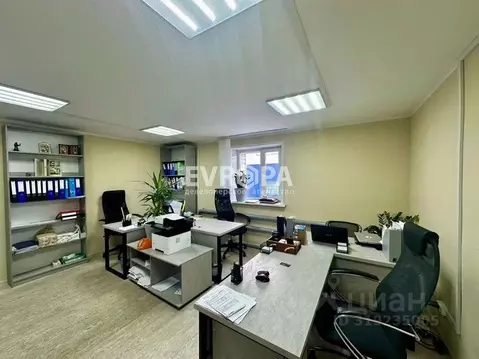 Офис в Ульяновская область, Ульяновск ул. Урицкого, 23В (20 м)