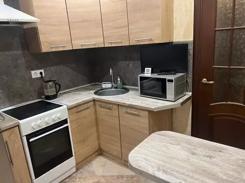 3-к кв. Москва ул. Академика Виноградова, 6 (50.0 м)