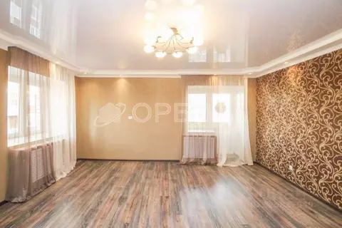 2-к кв. Тюменская область, Тюмень ул. Газовиков, 25к2 (82.2 м)