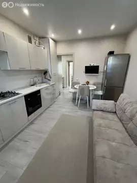 1-комнатная квартира: Калининград, улица Маршала Новикова, 13 (37.3 м)