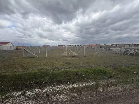 Участок в Крым, Симферопольский район, с. Мирное ул. Валентины ...