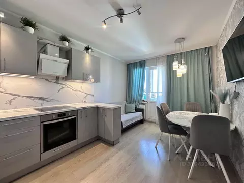 3-к кв. Санкт-Петербург просп. Маршака, 14к2 (80.0 м)