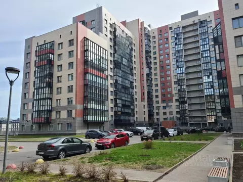 2-к кв. Санкт-Петербург ул. Адмирала Трибуца, 8 (60.6 м)