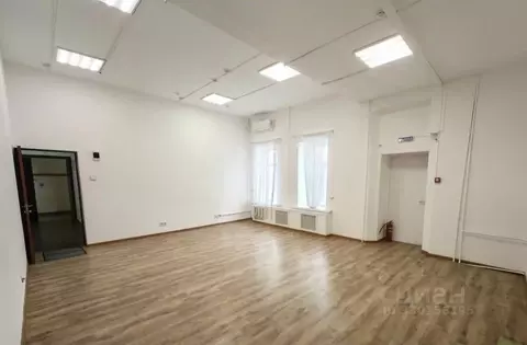 Помещение свободного назначения в Москва Покровский бул., 8С1 (55 м)