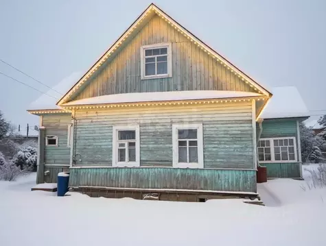 Участок в Санкт-Петербург, Санкт-Петербург, Петергоф ул. Луизинская, ...