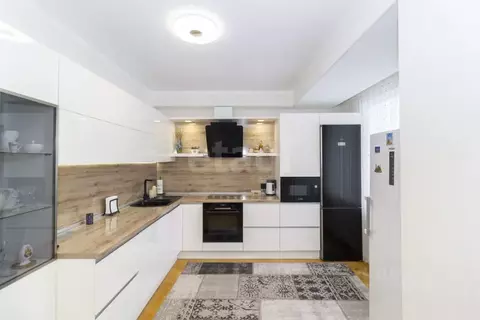 3-к кв. Тюменская область, Тюмень ул. Московский Тракт, 98 (115.6 м)