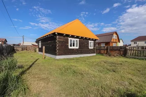 Дом в Иркутская область, Иркутский муниципальный округ, с. Хомутово ...