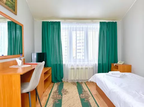 Комната Тюменская область, Тюмень Тарманы мкр, ул. Малышева, 33 (16.0 ...