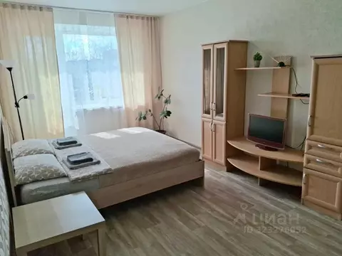 1-к кв. Ленинградская область, Тихвин 1-й мкр, 42 (32.0 м)