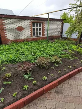 Дом в Оренбургская область, Орск пос. Железнодорожный, ул. ...