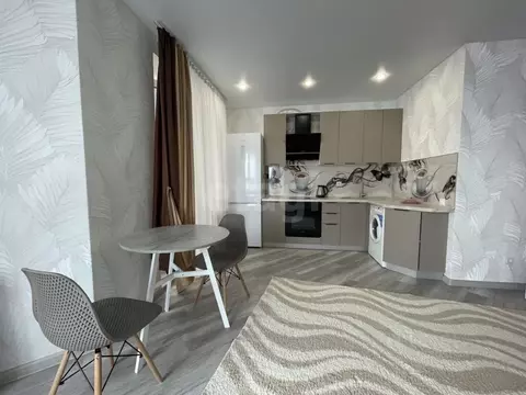 Студия Тюменская область, Тюмень ул. Тимофея Кармацкого, 9 (40.0 м)