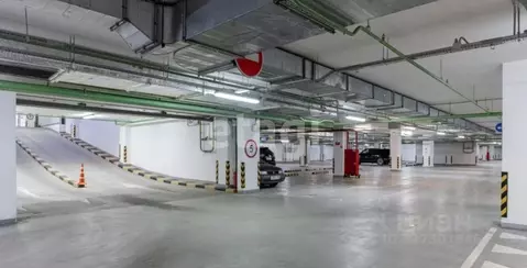 Гараж в Москва Садовническая ул., 57С1 (14 м)