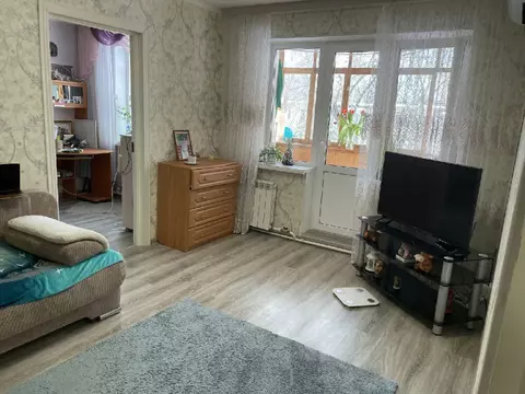 Продается 2-комнатная квартира