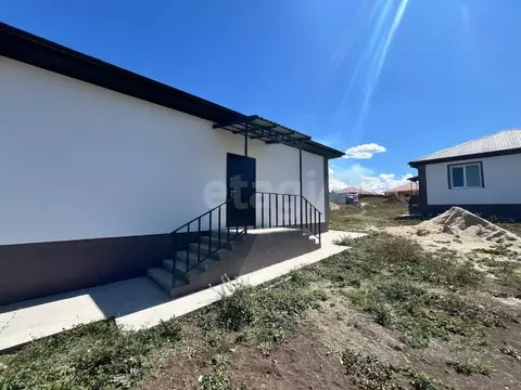 Дом в Крым, Симферопольский район, Добровское с/пос, с. Пионерское ул. ...