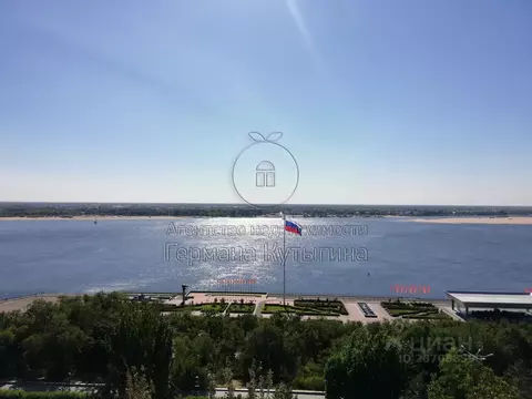 3-к кв. Волгоградская область, Волгоград ул. Маршала Чуйкова, 37 (94.3 ...