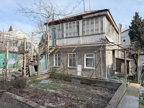 Дом в Крым, Алушта пл. Советская (96 м)