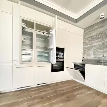 3-к кв. Краснодарский край, Краснодар Центральный мкр, ул. Кубанская ...