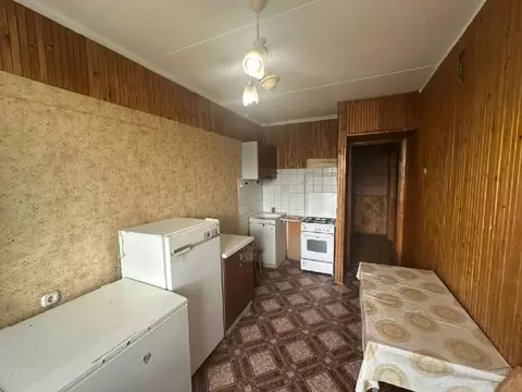 Продается 2-комнатная квартира