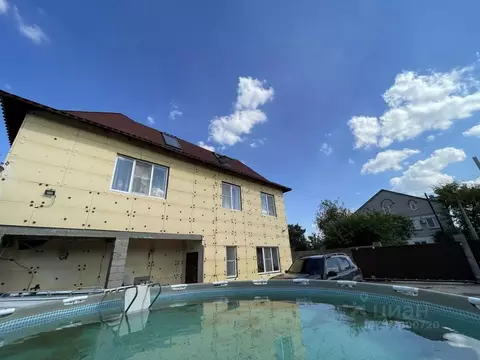 Дом в Волгоградская область, Волгоград Апельсиновая ул. (248 м)