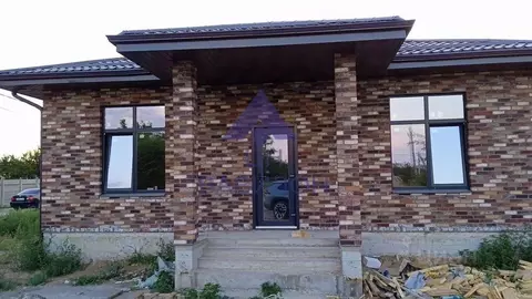 Дом в Ростовская область, Волгодонск ул. Энтузиастов (95 м)