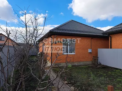 Дом в Краснодарский край, Краснодар Знаменский ДНТ, ул. Офицерская, 56 ...