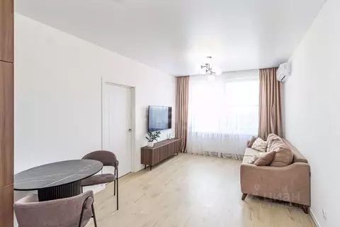 2-к кв. Тюменская область, Тюмень ул. Фармана Салманова, 1 (49.7 м)