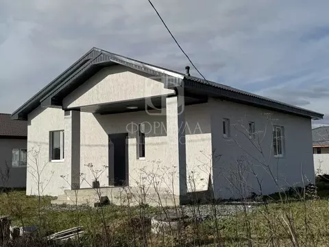 Дом в Свердловская область, Белоярский муниципальный округ, пос. ...