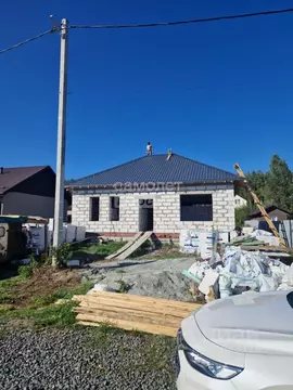 Дом в Свердловская область, Сысертский муниципальный округ, Клевер ДНТ ...