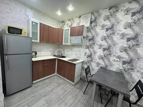 1-к кв. Тюменская область, Тюмень ул. Вьюжная, 15 (43.0 м)