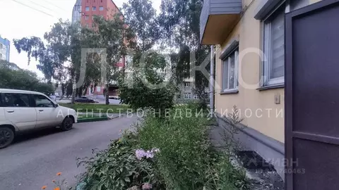 Помещение свободного назначения в Кемеровская область, Новокузнецк ул. ...