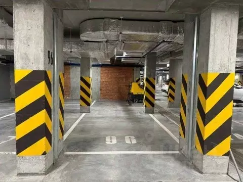 Гараж в Свердловская область, Екатеринбург ул. Азина, 31 (14 м)