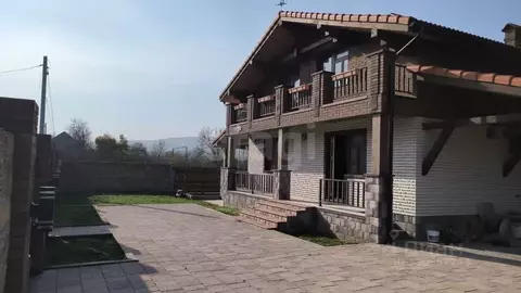 Дом в Краснодарский край, Крымский район, Адагумское с/пос, с. ...