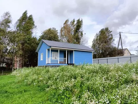 Дом в Ленинградская область, Выборгский район, Рощинское городское ...