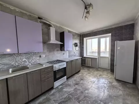 2-к кв. Краснодарский край, Ейск Красная ул. (64.5 м)