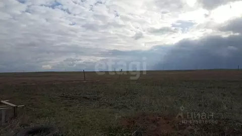 Участок в Крым, Кировский район, с. Владиславовка ул. Набережная ...