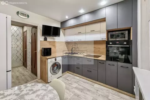 2-комнатная квартира: Челябинск, улица Профессора Благих, 81 (49.7 м)