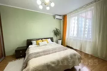 1-к кв. Башкортостан, Уфа Комсомольская ул., 15 (43.0 м)