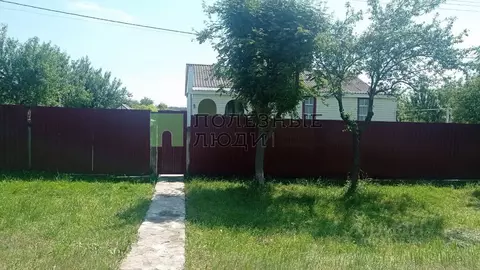 Дом в Орловская область, Кромской район, Апальковское с/пос, пос. ...