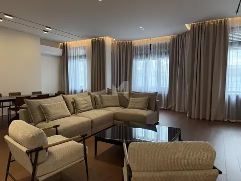 4-к кв. Москва ул. Сретенка, 26/1 (251.0 м)