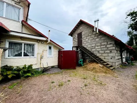 Дом в Ленинградская область, Гатчинский муниципальный округ, пос. ...