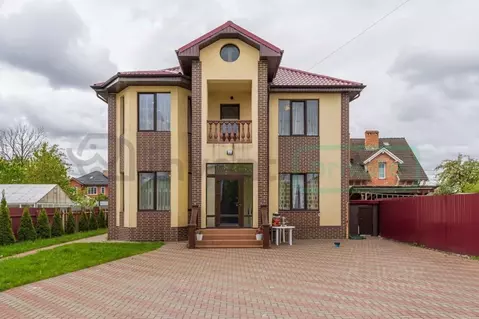 Дом в Калининградская область, Калининград ул. Западная (204 м)