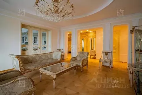 4-к кв. Москва Кастанаевская ул., 13 (177.0 м)