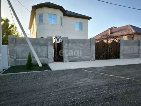 Дом в Краснодарский край, Краснодар ул. Писателя В.П. Неподобы, 2/12 ...