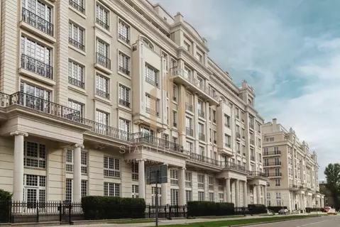 Квартира, 4 комнаты, 223.4 м