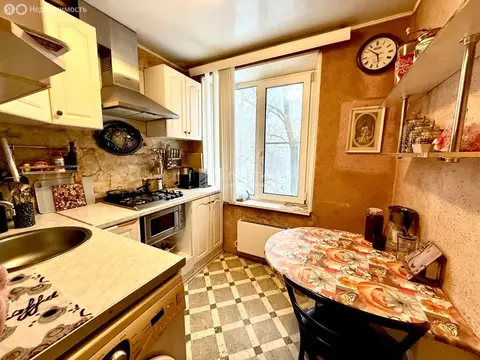 3-комнатная квартира: Москва, улица Плеханова, 18к2 (56 м)