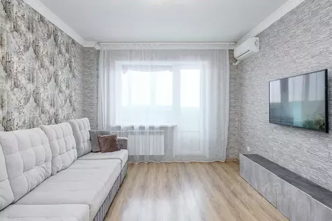 2-к кв. Омская область, Омск ул. Завертяева, 9к6 (52.0 м)