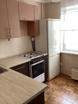 2-к кв. Омская область, Омск Порт-Артур мкр, ул. 19-я Марьяновская, ...