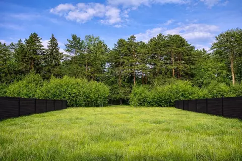 Участок в Московская область, Пушкино Чистые Пруды-2 кп, ул. Вишневая ...